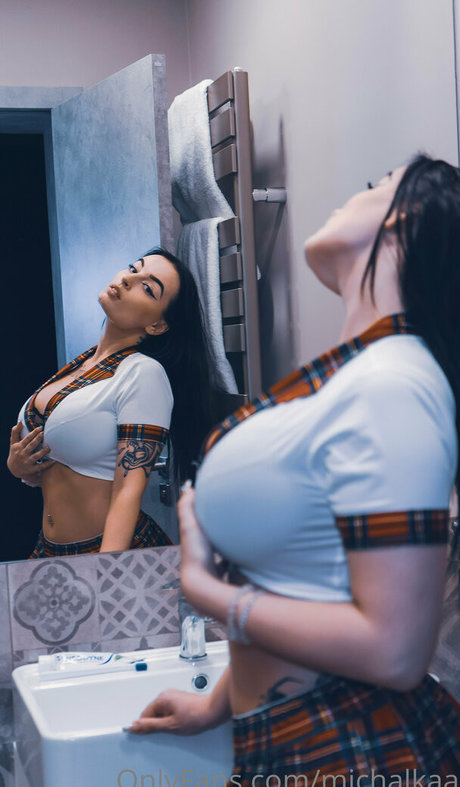 michalkaa nude onlyfans leaks