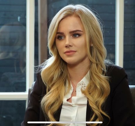 Eva Vlaardingerbroek pics onlyfans