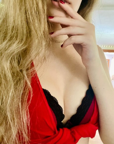 Qtiebuns ASMR  photos