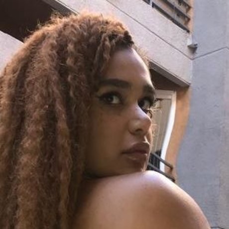 Carmela Habibi onlyfans star