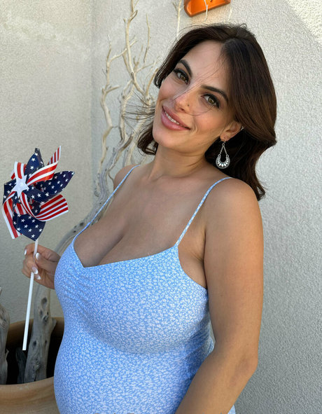 missalexapearl onlyfans images