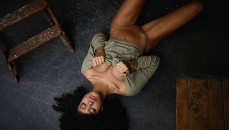 Rikae Crisi onlyfans leak fuck