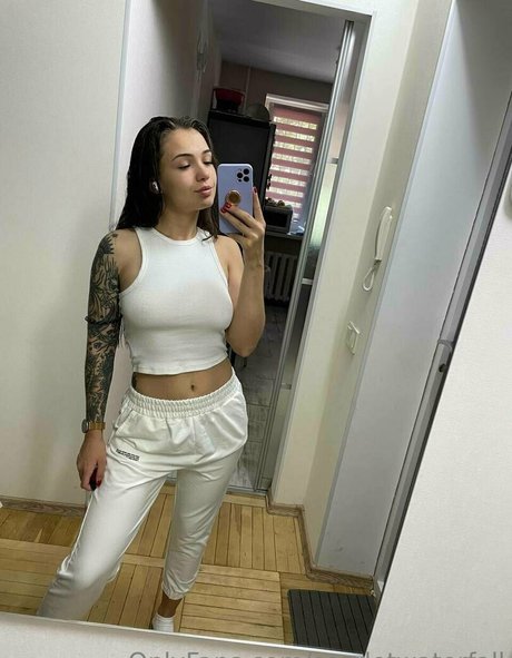 yourqueen3 onlyfans leaked dirtyship