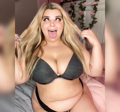 chubby emo onlyfans pretty plate