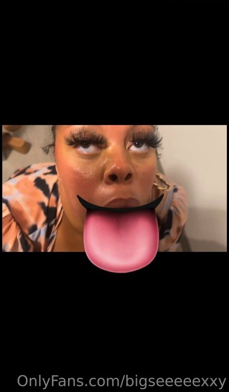 vip nude onlyfans free nude self-portrait