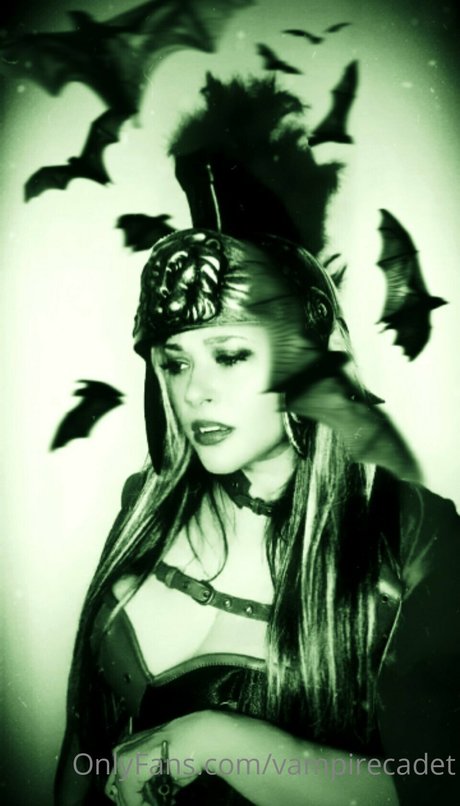 naked girls onlyfans porno depiction