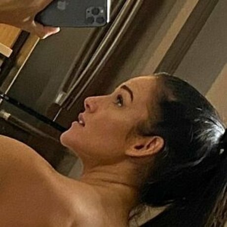 Shelby Robins onlyfans porn free