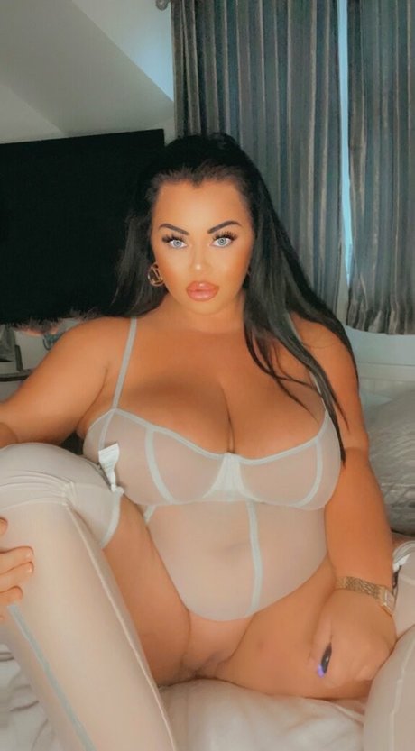 Curvykb naked onlyfans