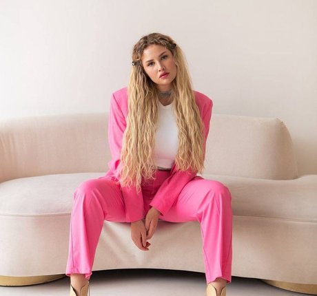 Merelin onlyfans free