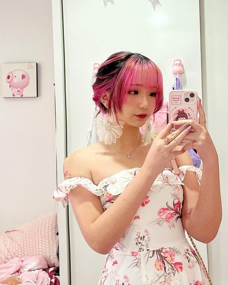 Akaei Ray onlyfans leak