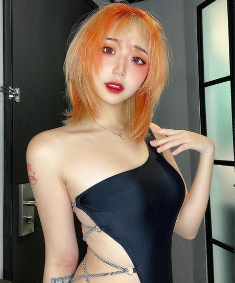 Akaei Ray onlyfans nide