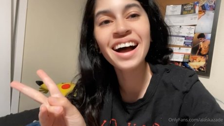 Alaska Zade onlyfans leaks
