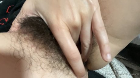 Alaska Zade onlyfans star