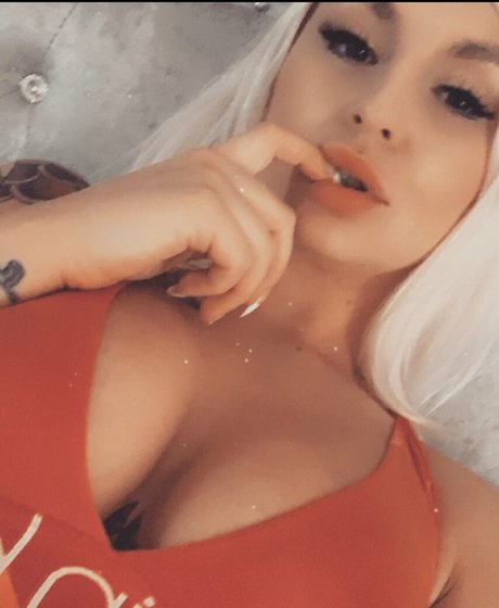 harrietellenshaw onlyfans fotos