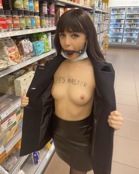 Miss Adriana nude onlyfans pics