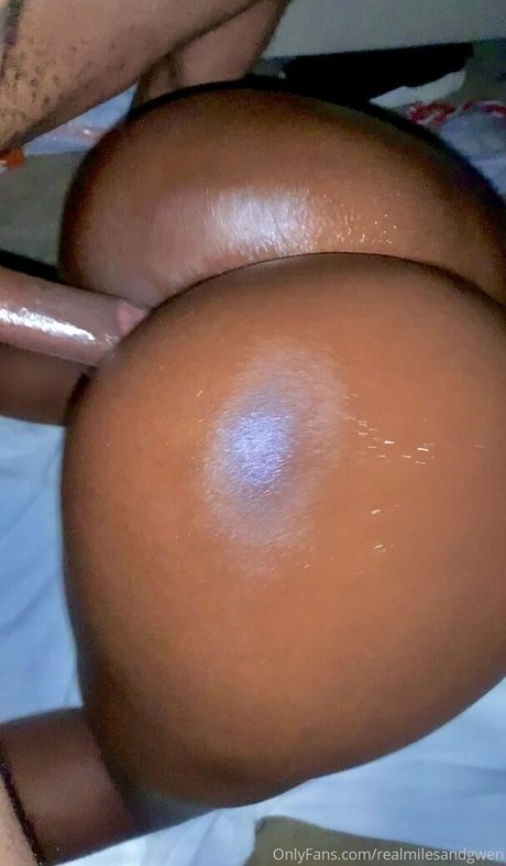 realmilesandgwen onlyfans nsfw