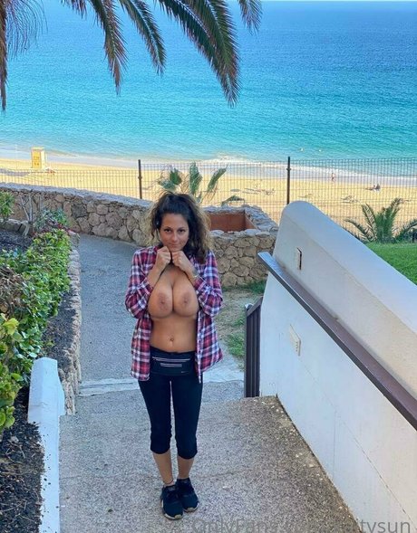 KaitySun onlyfans leaks