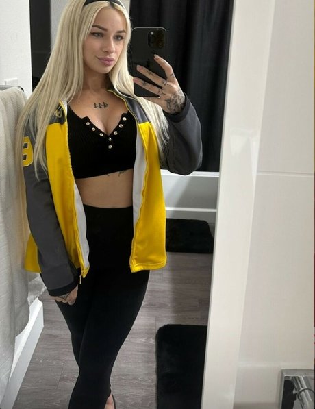 lindseyparanormal onlyfans content type