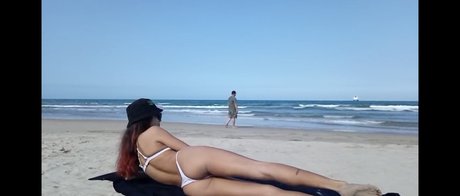 sister nude onlyfans hot nude self-portrait