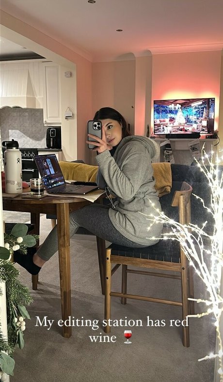 Harrie Silver boobs onlyfans