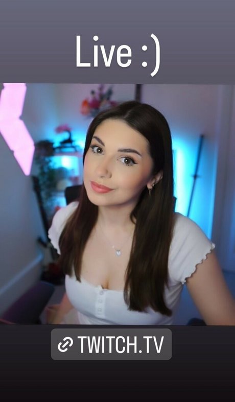 Harrie Silver onlyfans tits