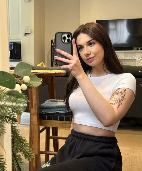 Harrie Silver naked onlyfans pics