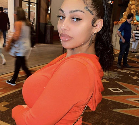 FineAssYonna onlyfans porn