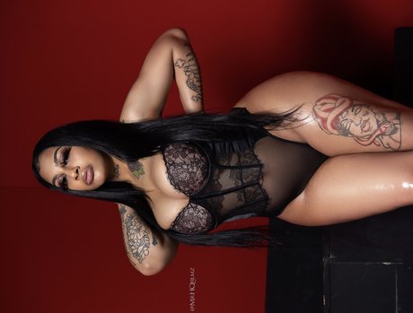 FineAssYonna only fans leaked porn