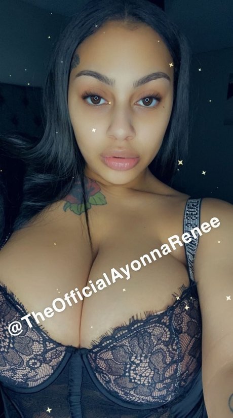 FineAssYonna onlyfans leak