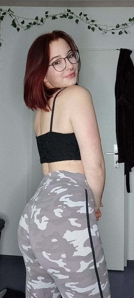 daisy woods onlyfans naked