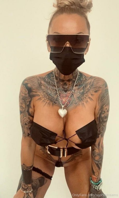 sophiadreams onlyfans explicit content