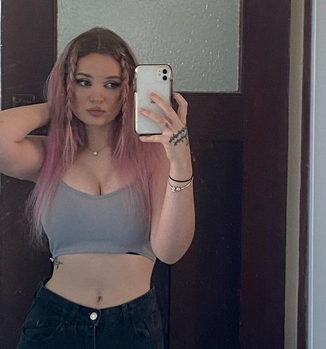 Itsssarapriv only fans leaks