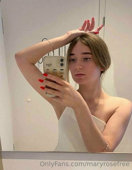 maryrosefree onlyfans nude pics