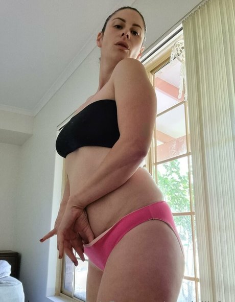 aussielilyfox onlyfans desnuda