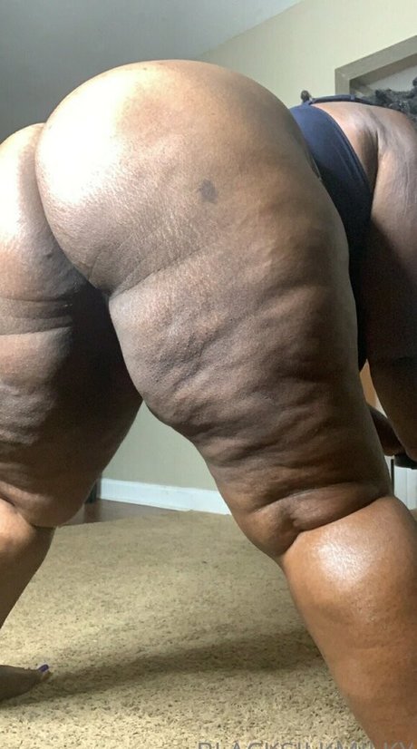 sexyblacksilkp1 onlyfans leaked