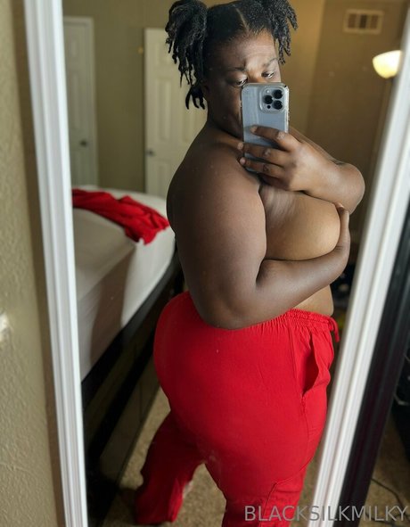 sexyblacksilkp1 onlyfans leak sex