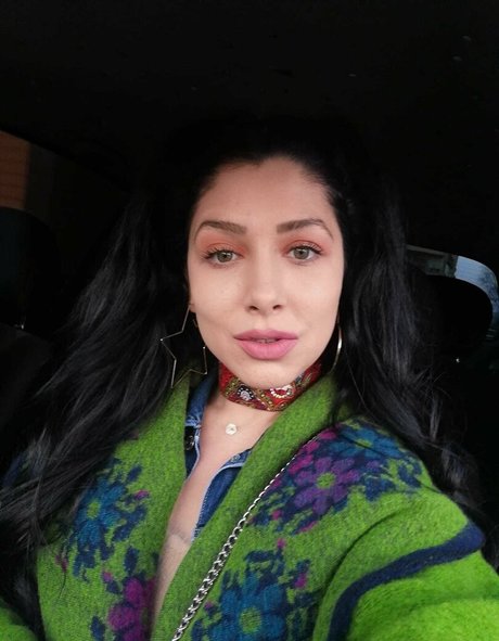 naughtydonna Profile image