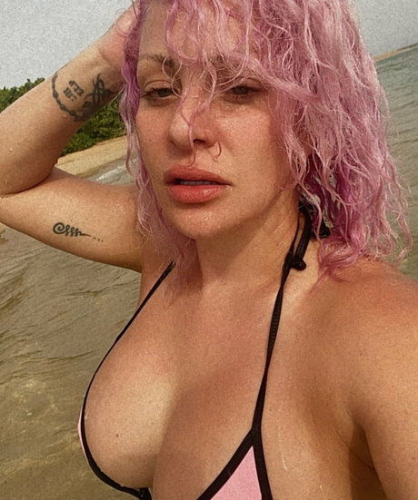 Angelique Burgos onlyfans page