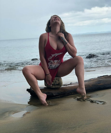 Angelique Burgos onlyfans leaked pics