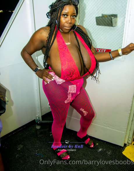 barrylovesboobs naked onlyfans leaks