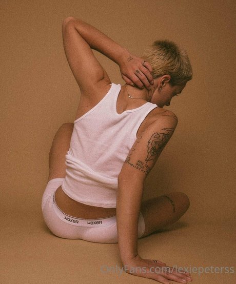 Lexiepeterss onlyfans xxx