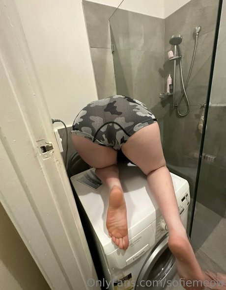 sofiemeow onlyfans sex leaked