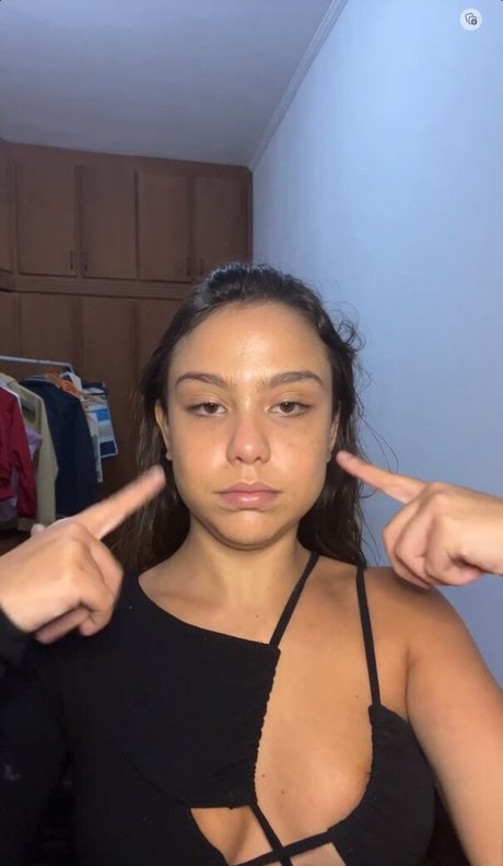 Bruna16 onlyfans leaked