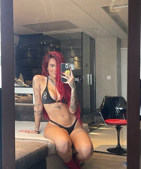 Lara Silva onlyfans leak