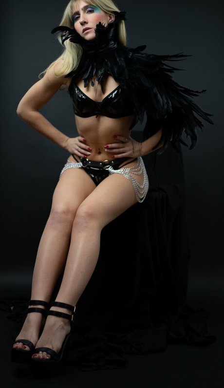 movementswithmolly onlyfans exposed