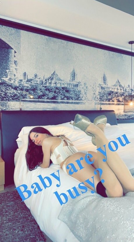 bellapetitewifey onlyfans naked