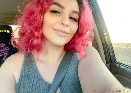 loganmilf onlyfans naked
