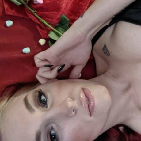 thepigeonbrat onlyfans topless