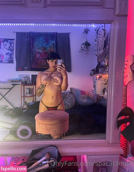 Orbriz onlyfans model photos