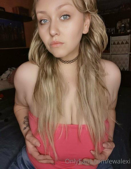 ewalexi nudes only fans